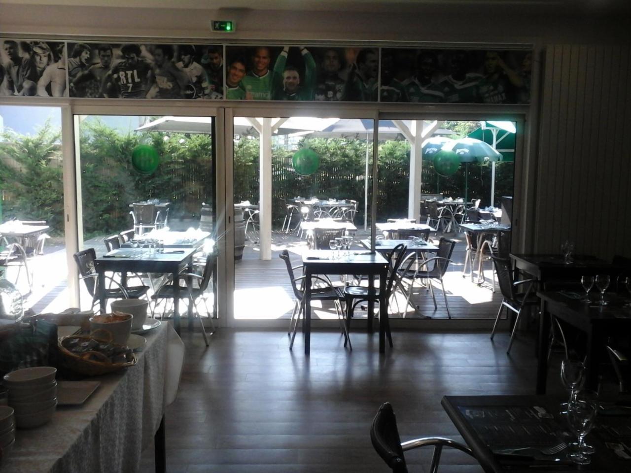Hotel Bar Restaurant Le Chaudron Vert Saint-Etienne  Exterior photo